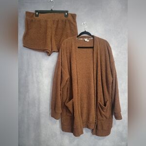 Steve Madden Women's Chenille Sleep Sweater Large and Sleep shorts XL